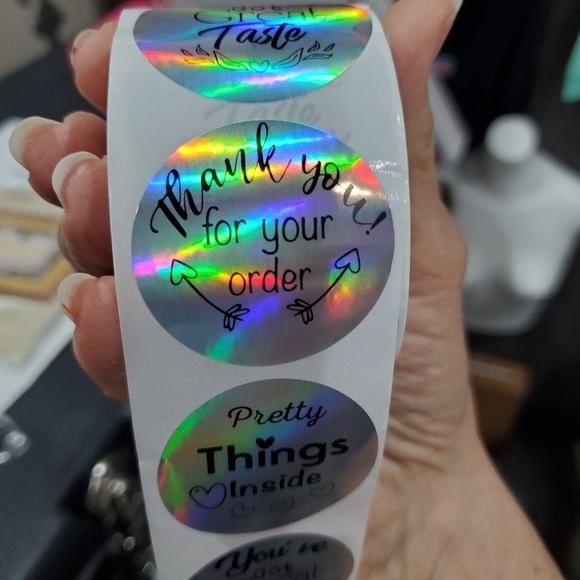 Roll of 500 Thank You Stickers 5 different Designs 🥰 L👀K - Picture 6 of 7